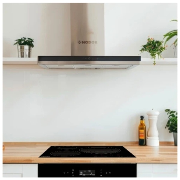 Campana de pared inox y borde de vidrio negro de 60cm